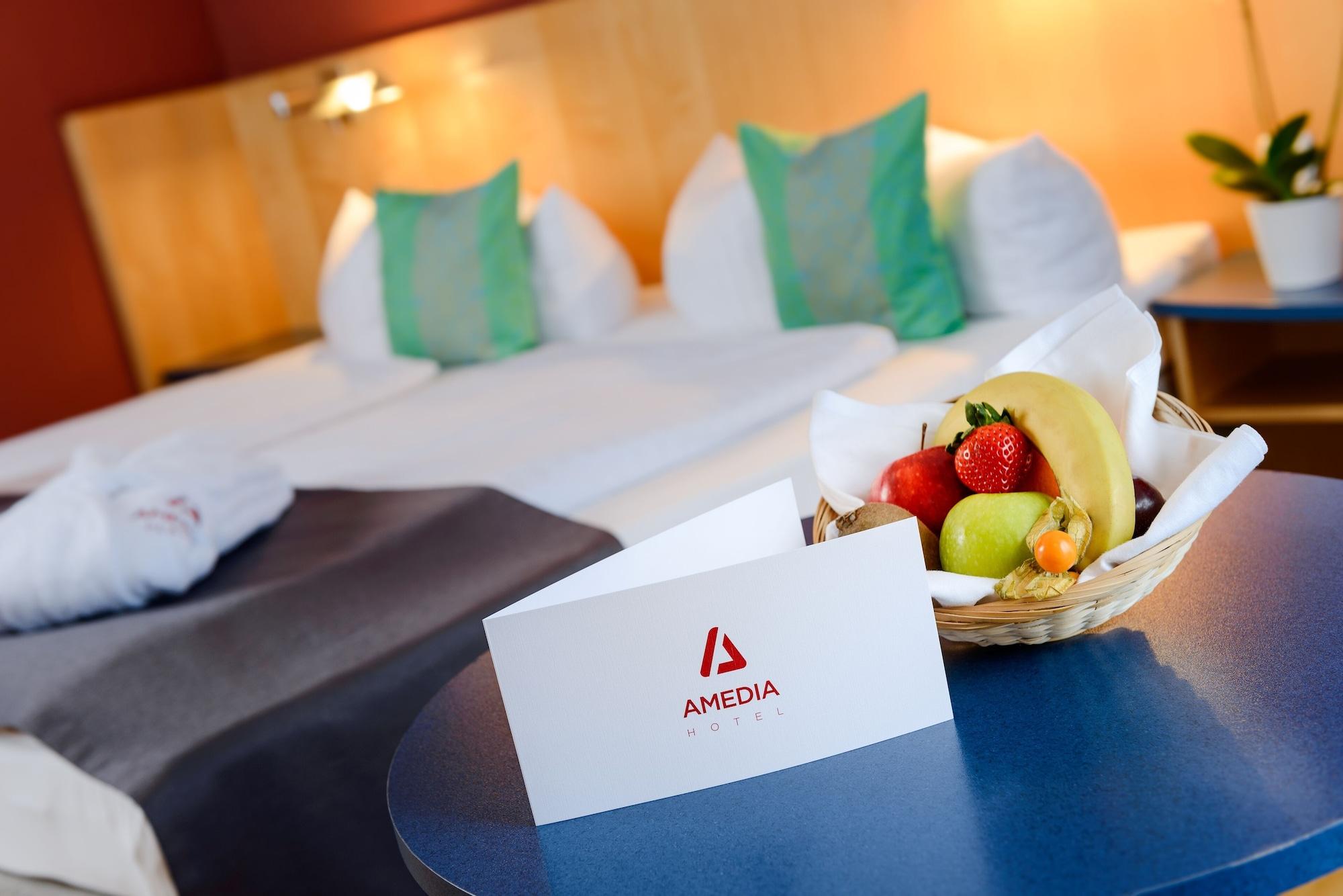 Amedia Dresden Elbpromenade, Trademark Collection By Wyndham Exterior photo
