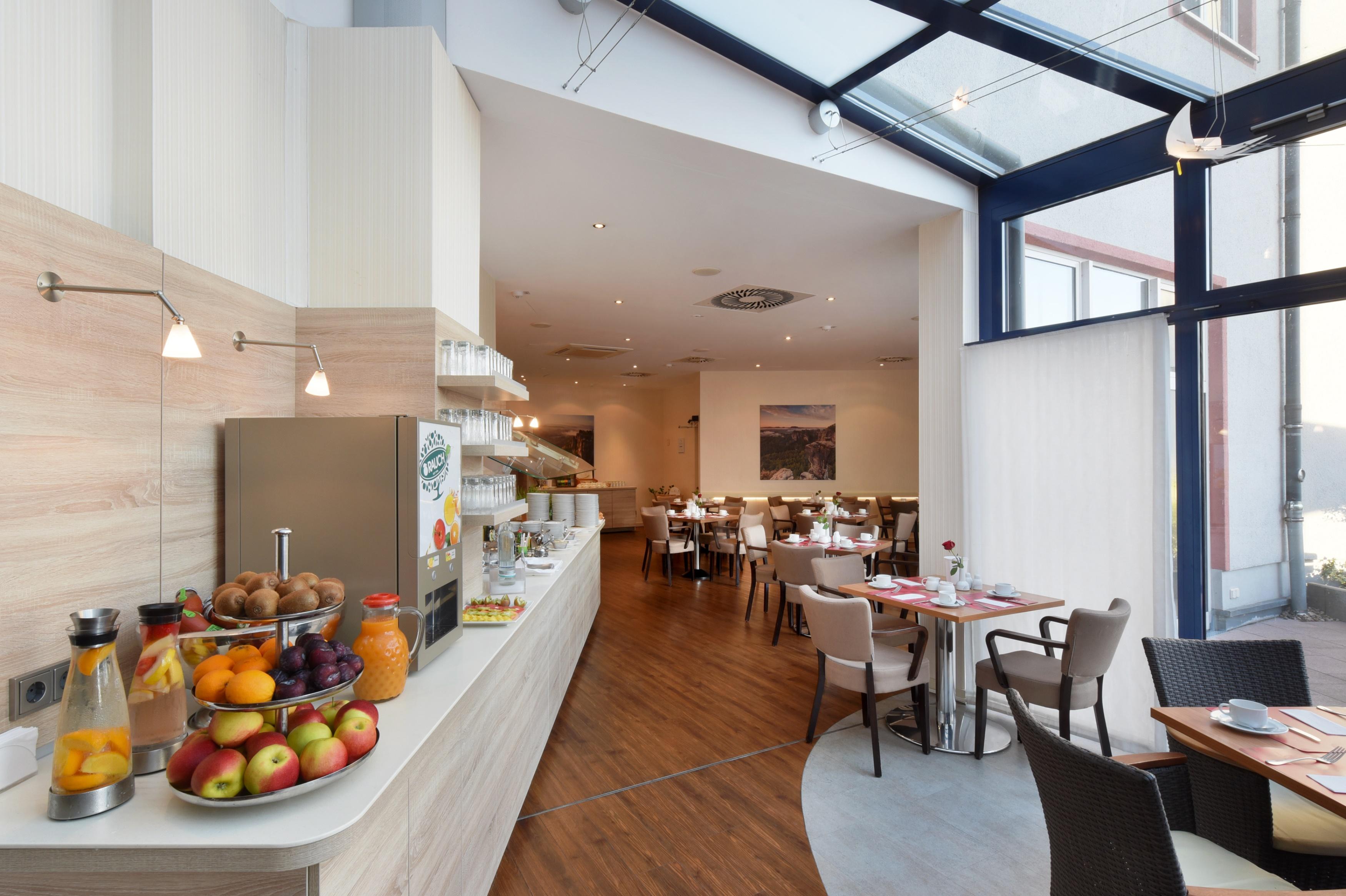 Amedia Dresden Elbpromenade, Trademark Collection By Wyndham Exterior photo