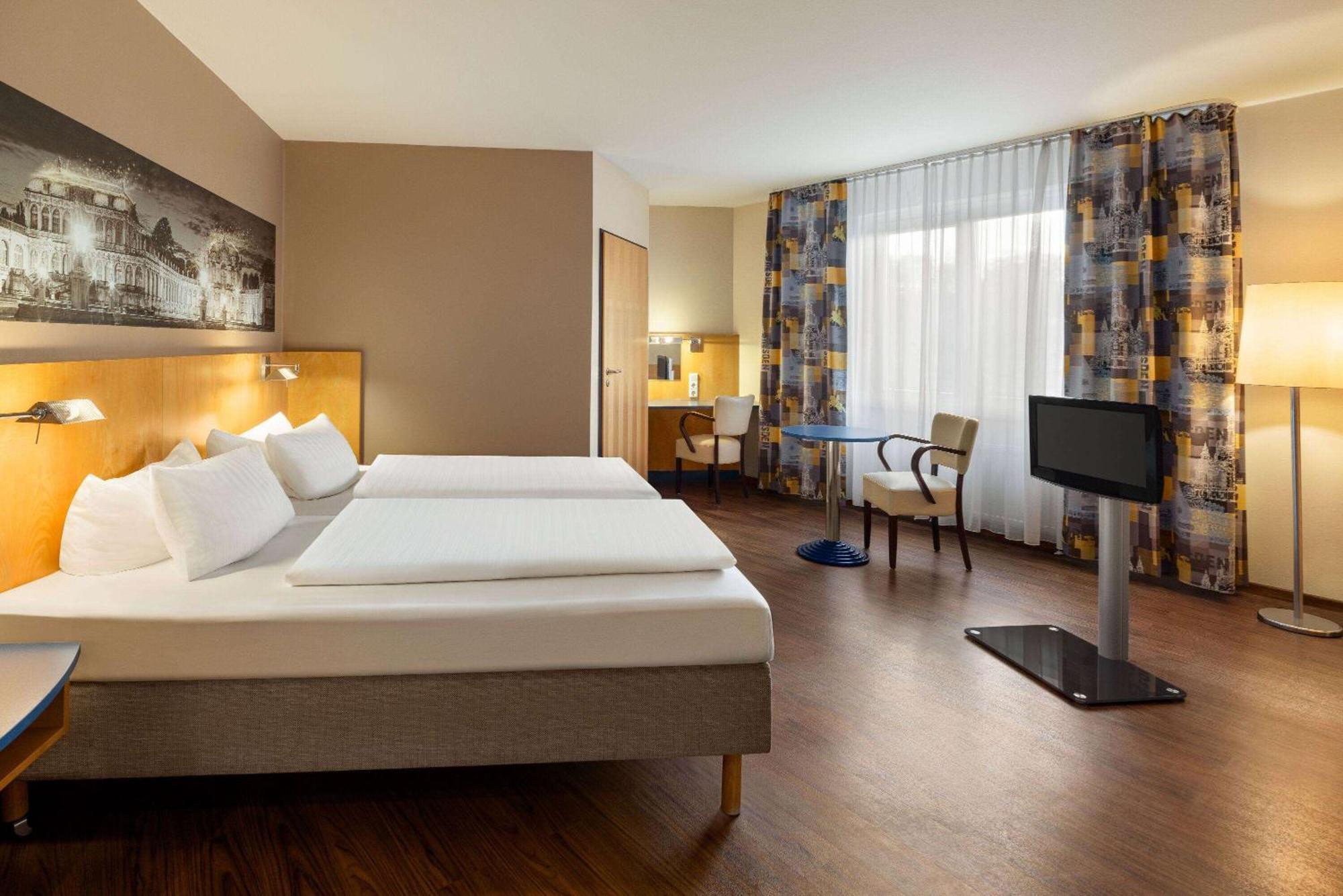 Amedia Dresden Elbpromenade, Trademark Collection By Wyndham Exterior photo